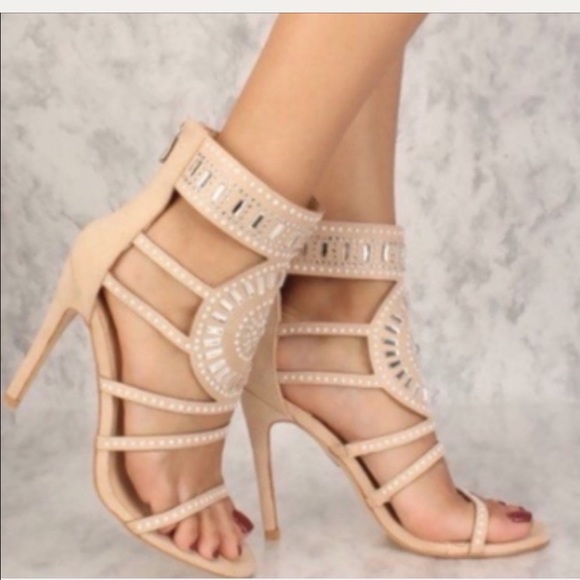 Mackin Shoes - 🌞BOGO🌞NIB🎉 ❤️’em HIGH? You’ll ❤️these❣️
